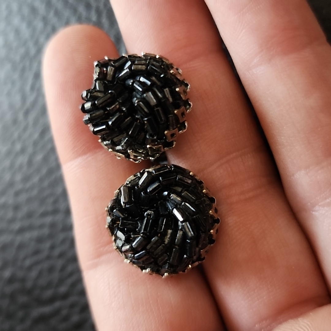 Vtg Miriam Haskell Clip On Earrings 62$